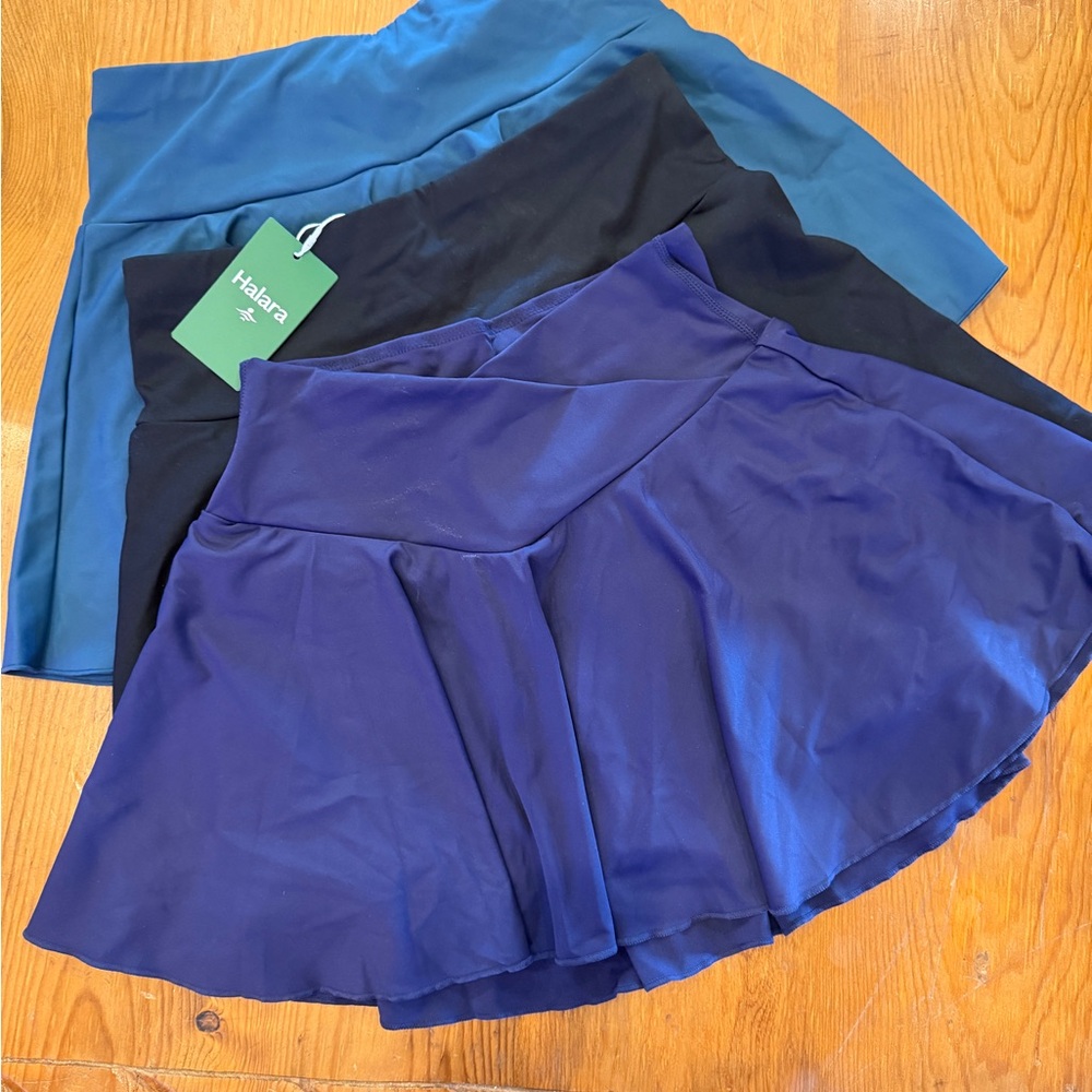 Halara lot of 3 Women's Blue, Navy & Black Skirts